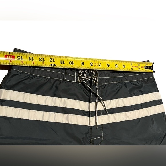 Birdwell Black and White Board Shorts - Picture 2 of 8